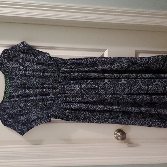 Eshakti dress size large - Picture 4 of 5